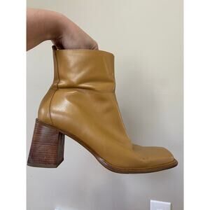 Vintage 90s Y2K tan leather square toe booties size 10 side zip